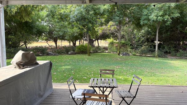 Peaceful country house in a quiet moshav
