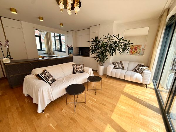 Neklanka House