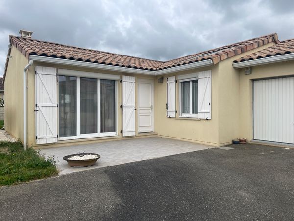 Caroline's house