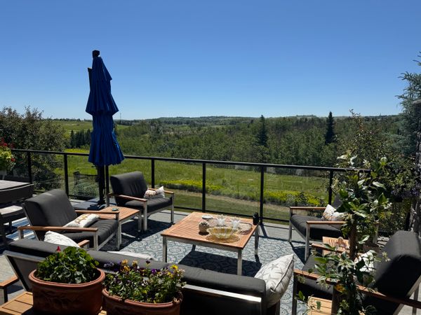 Calgary Heritage Pointe Estate home with lake access