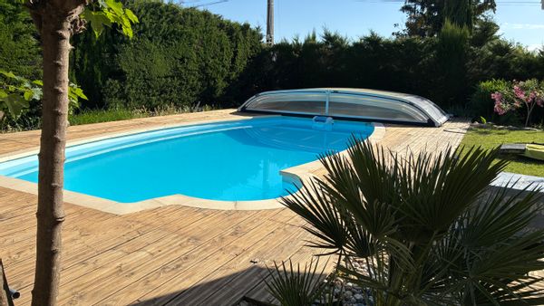Robert's house