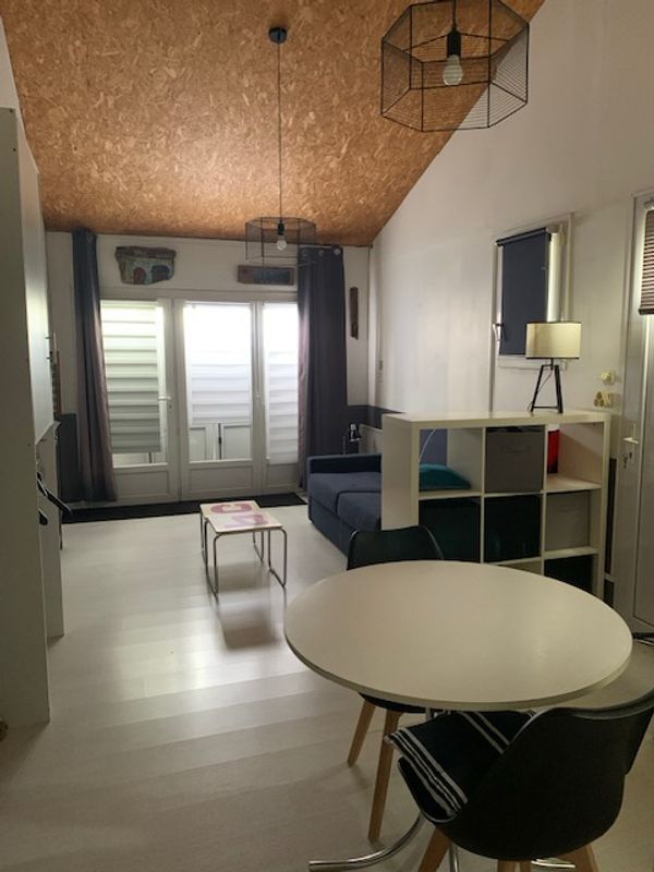 Flo's house