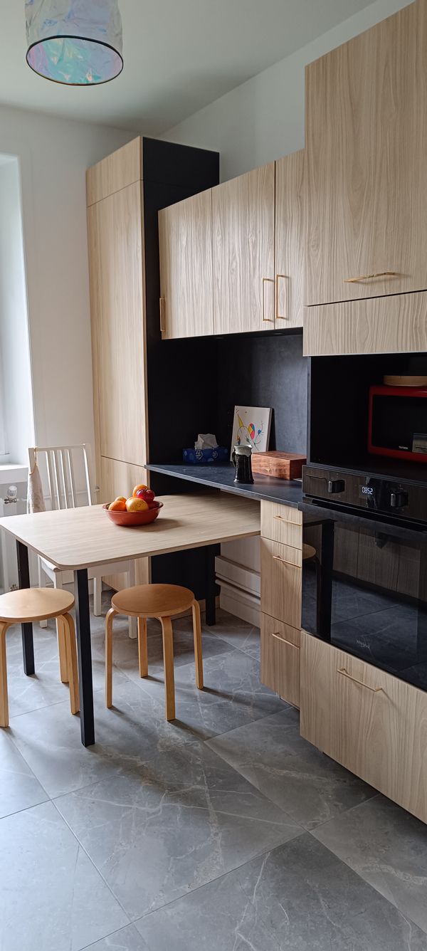 Appartement 90m2 dans le centre de Rennes. A deux pas de la gare, idéale pour visiter la ville.