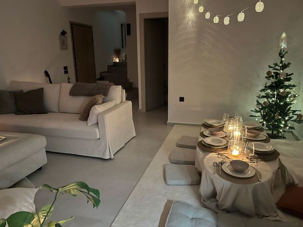 Bright, peaceful apartment near turquoise seas, cafés and the heart of beautiful Agios Nikolaos.