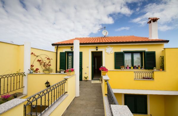 Appartamento luminoso con terrazza nella splendida Sant'Antioco