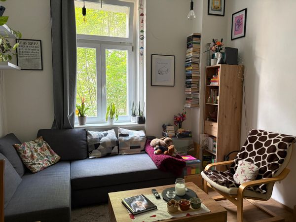 Cosy flat close the city centre: 2 min to metro/tram, 10 min to city centre & O2 Arena