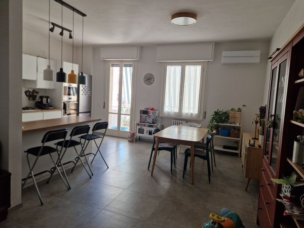 Casa pratica ed accogliante a due passi da vari servizi e dal centro del paese