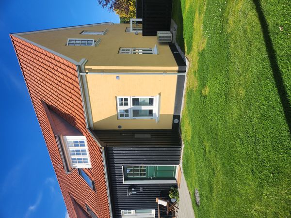 Smukt, nyt hus i Juelsminde tæt ved dejligt havnemiljø