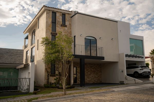 José Carlos Lópezs hus