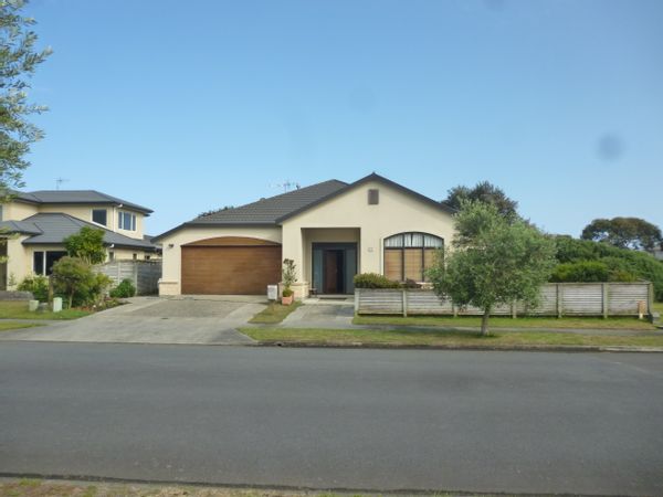 Beth and Trevor s Haus