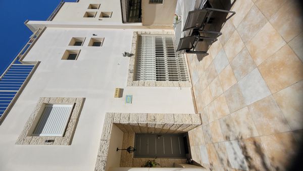 Chomik's house in  Jezreel valleys near Haifa