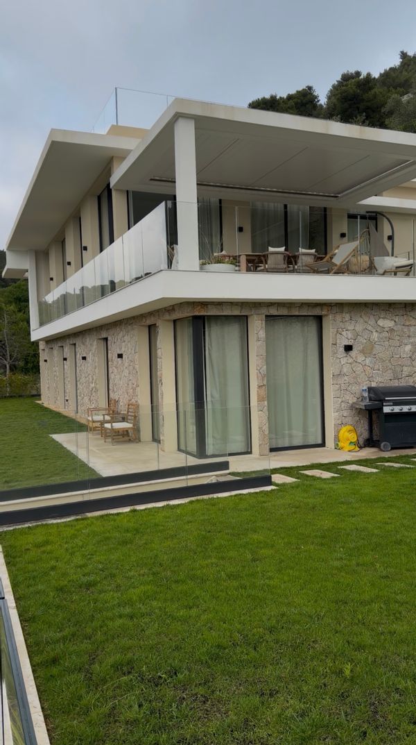 Faress hus