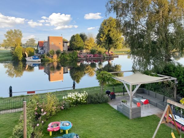 La maison de Job, Melanie, Niek, Maura, Sven, Merijn