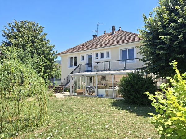 Delphines hus