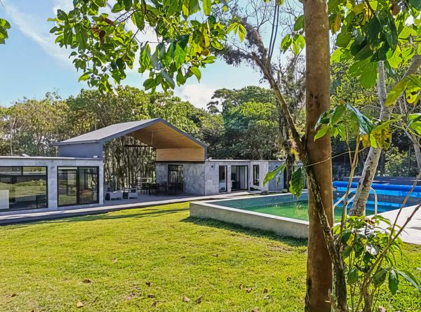 Casa de Martha Josefina Es una casa de campo para ir a relajarse, convivir con la naturaleza.