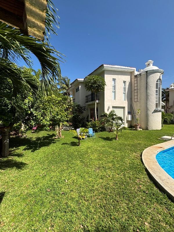 La casa de Geoffrey y familia en CANCÚN