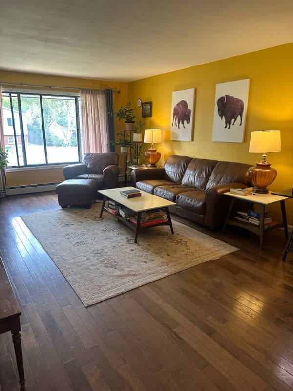 Family friendly 4+ bedroom with yard and close to everything.