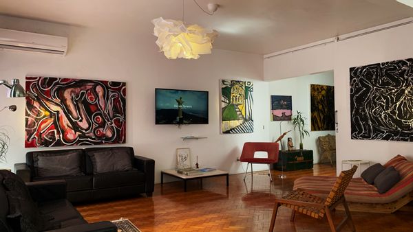 Cobertura em Ipanema, a uma quadra da praia | Penthouse in Ipanema, one block from the beach