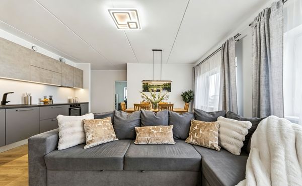 2-flat bedroom in Tallinn Haabersti, great view over the park and forest, easy access to the lake.