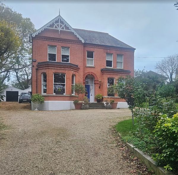 Beautiful Family Home in Bray – Between Dublin, the Sea & the Wicklow Mountains