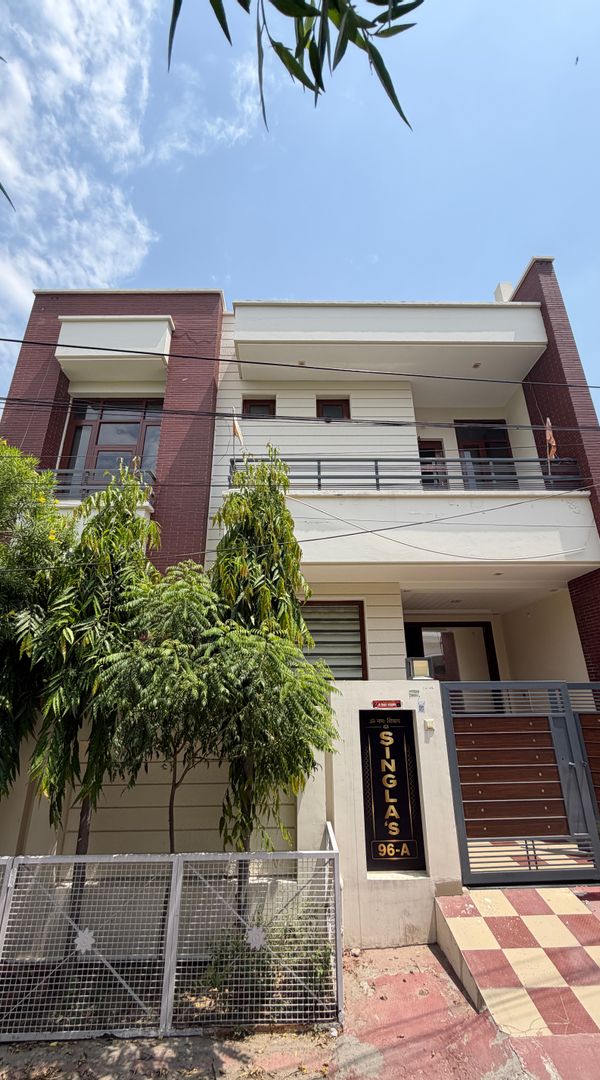 Casa di Divyansh