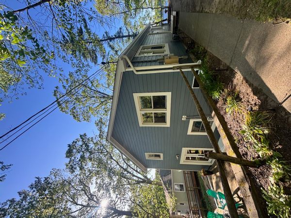 Lakefront Home in Sister Lakes