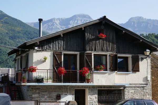 Anas hus