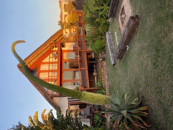 Dreamland Beach House @ SuperTubes in Jeffreys Bay