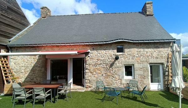 Théos hus