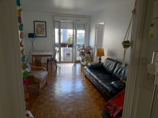 Nicolas's house