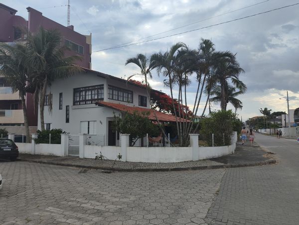 José's house
