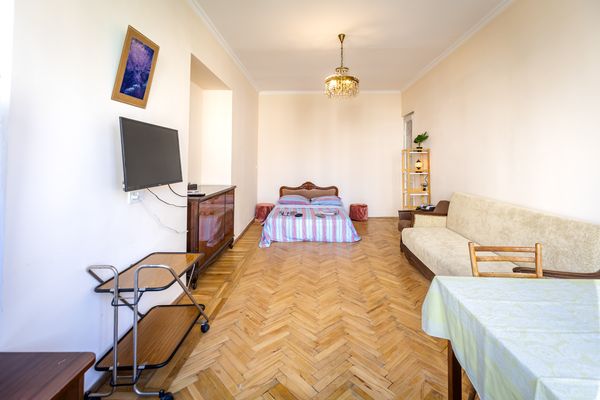 Eleneina kuća