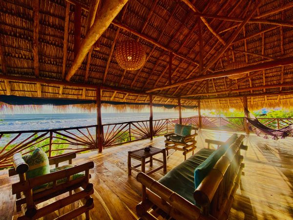 Haus am Meer mit großem privatem Garten und direktem Strandzugang