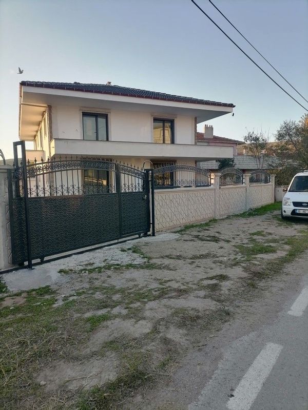 s hus