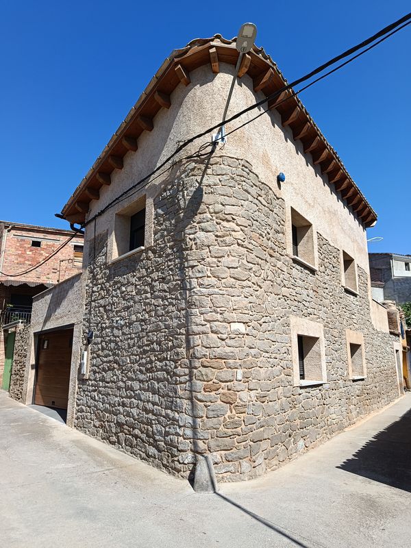 Edu's house