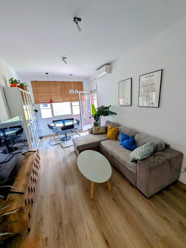 Piso familiar completamente reformado en Barcelona · El Clot
