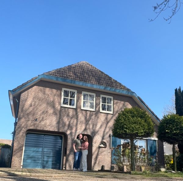 Lindy's house