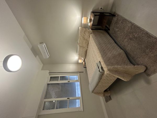 Apartamento completamente equipado, confortável, silencioso e pertinho da praia em COPACABANA