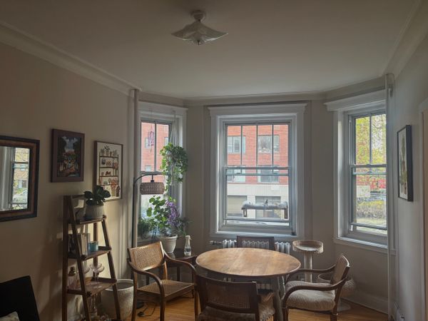 Charming Private Room Near Downtown Montréal & Westmount Park