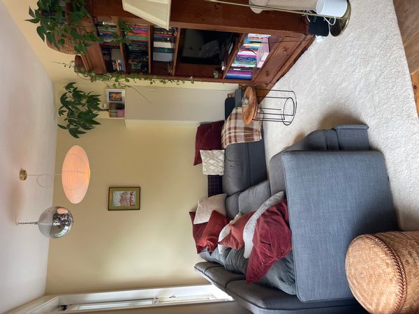 Sunny apartment with a balcony in Amsterdam West, close to the city centre