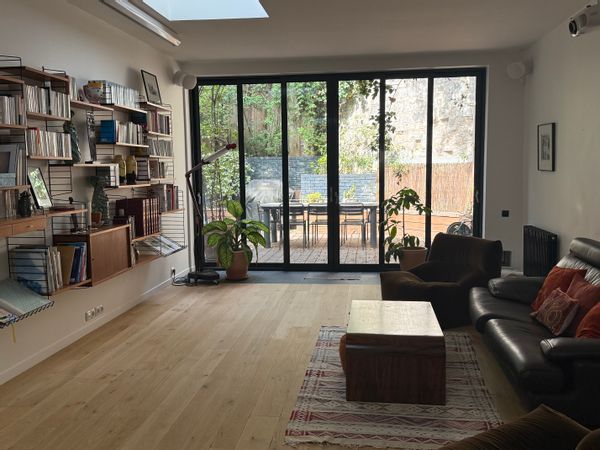 Casa de Damien