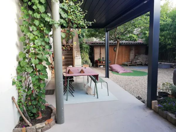 La  charmante maison de Bérengère , Sam et Zadig