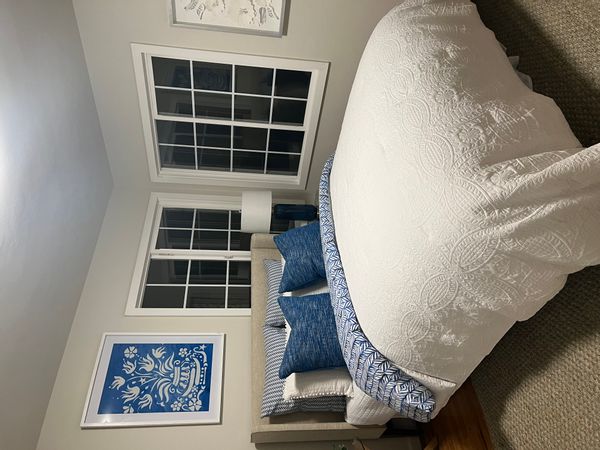 Zohreh's private room in cozy apartment in heart of San Jose downtown