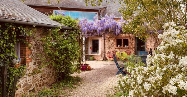 LOIRE LAYON BELLE MAISON GRAND JARDIN