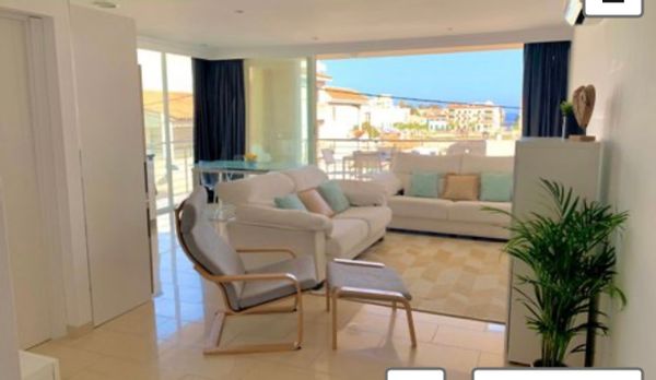 Luminoso y espacioso apartamento a pocos pasos del mar, en la encantadora Colònia de Sant Jordi.
