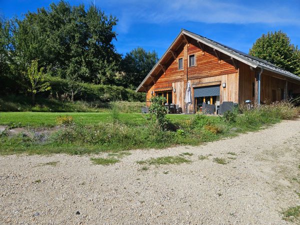 Au pied des Alpes Françaises et de la Chartreuse