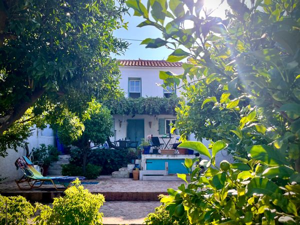 Leo's house