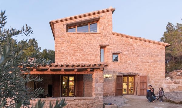 Myriam, Carlos, Savina, Nico s Haus