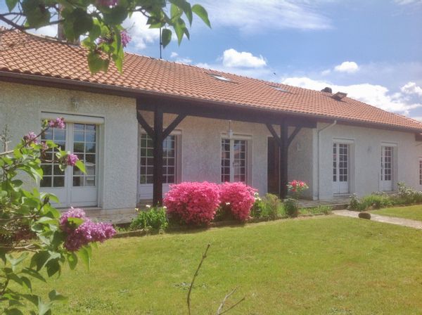 Maison familiale avec piscine à 5 min du Bassin d’Arcachon, France