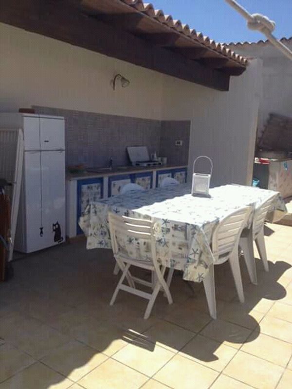 nicole's house